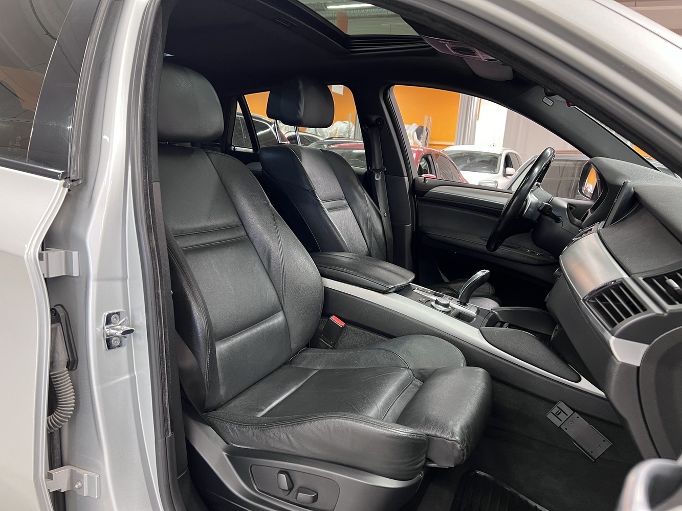 BMW X6 vaihtoauto