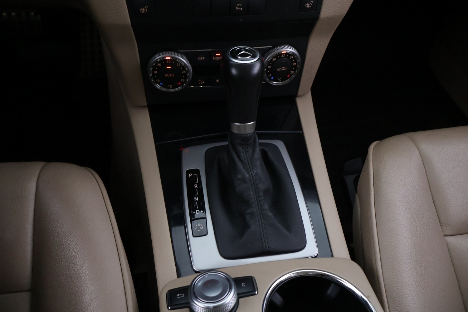 Mercedes-Benz GLK vaihtoauto