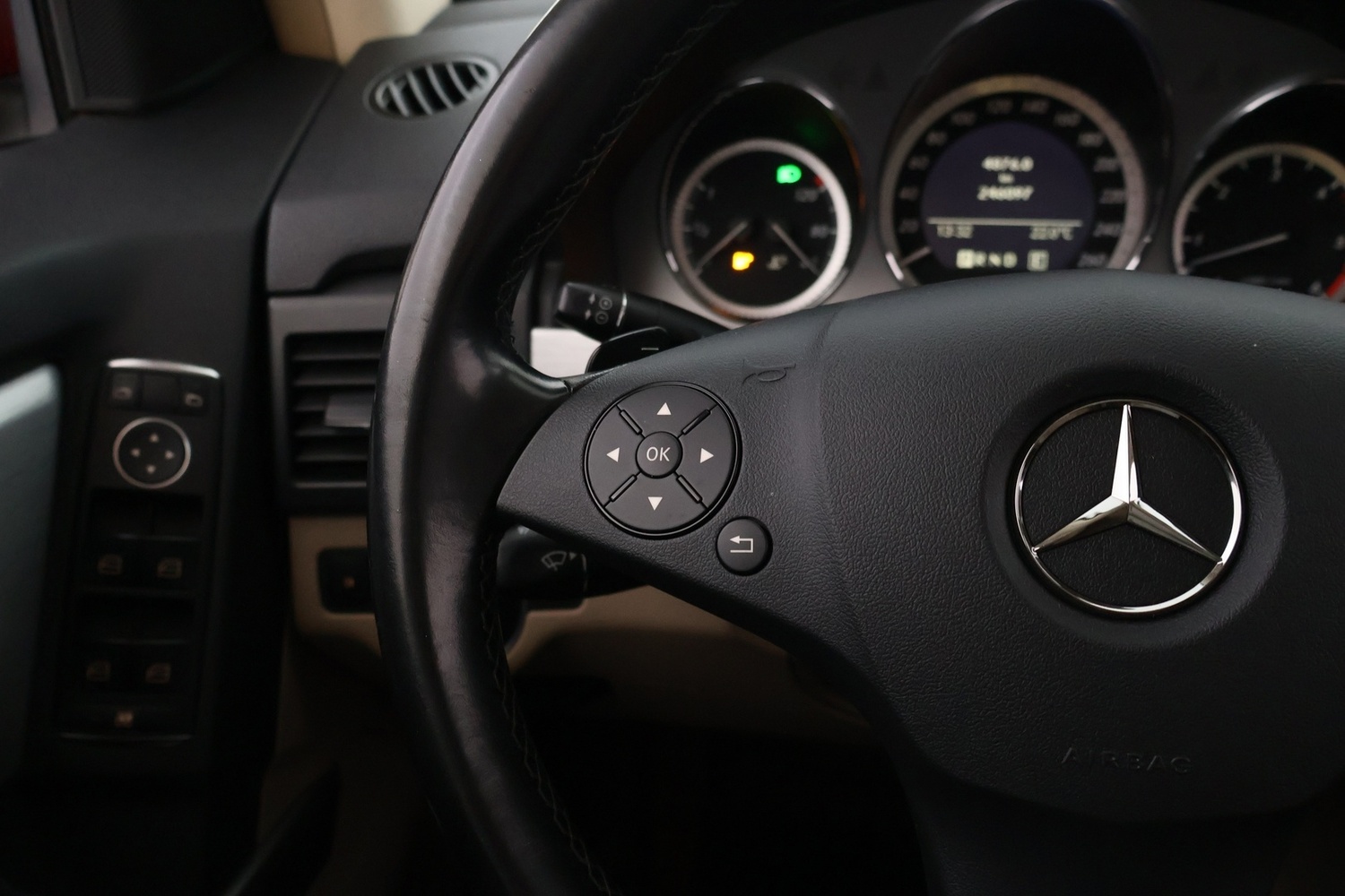 Mercedes-Benz GLK vaihtoauto