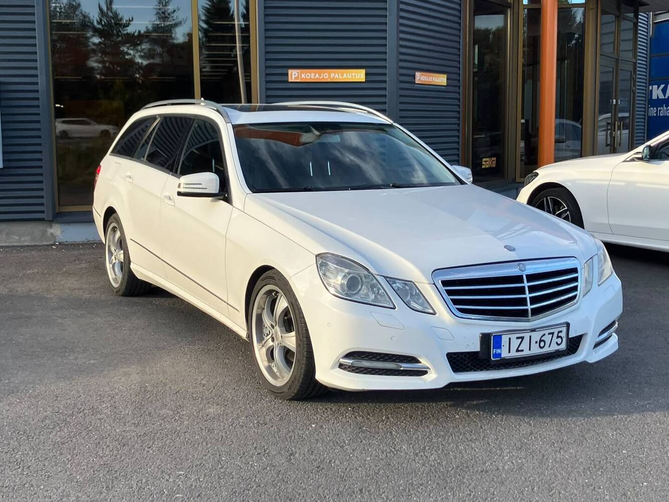 Mercedes-Benz E vaihtoauto