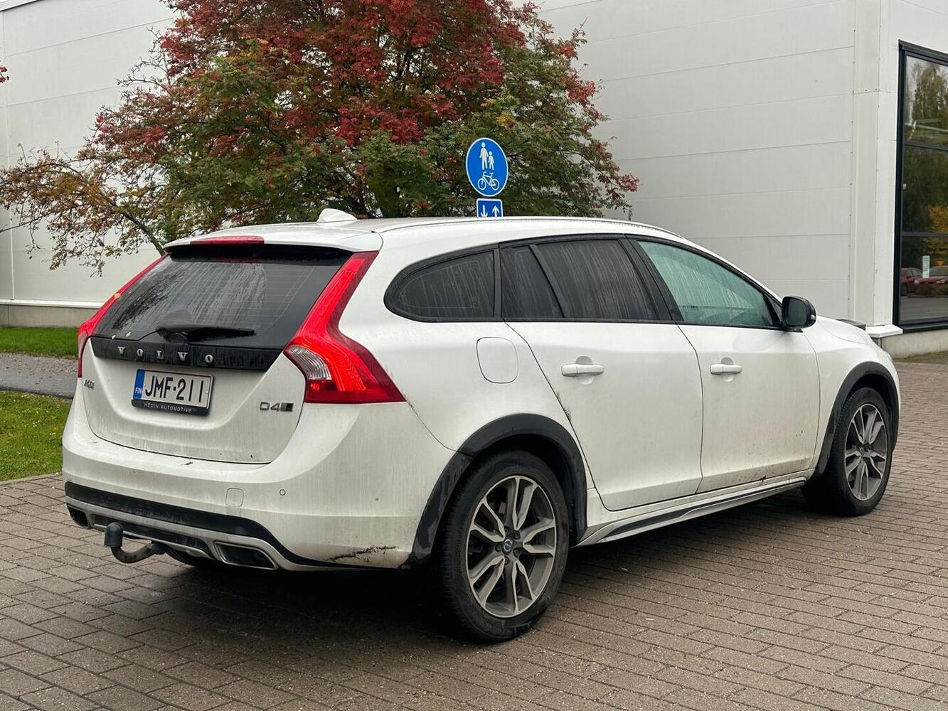 Volvo V60 Cross Country vaihtoauto