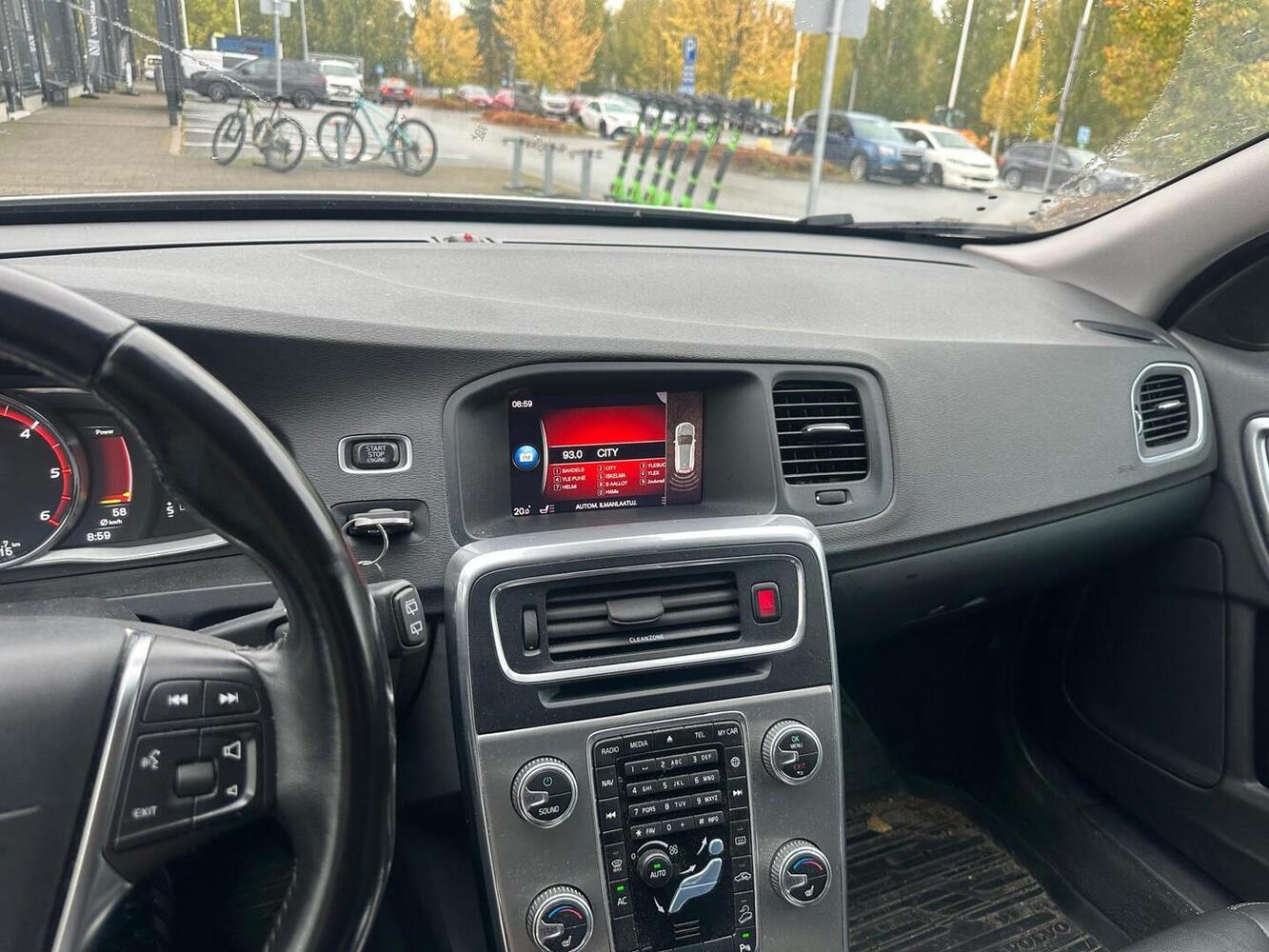 Volvo V60 Cross Country vaihtoauto