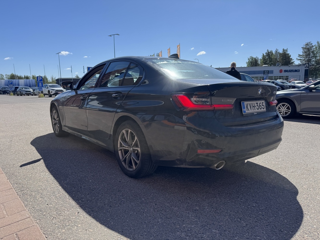 BMW 330 vaihtoauto