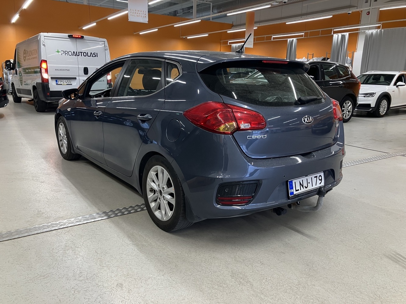 Kia Ceed vaihtoauto