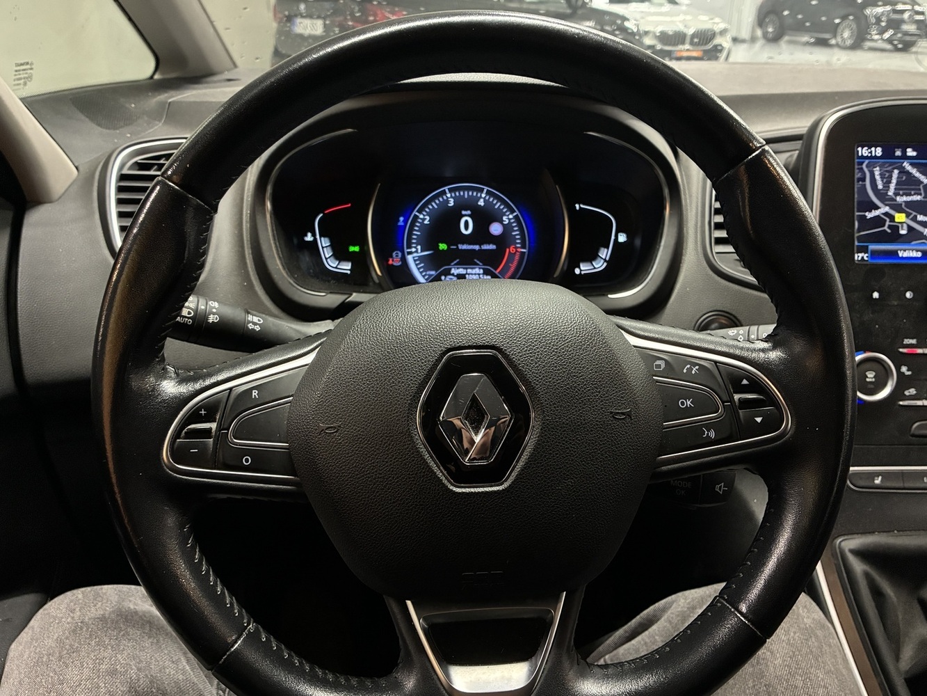 Renault Grand Scénic vaihtoauto