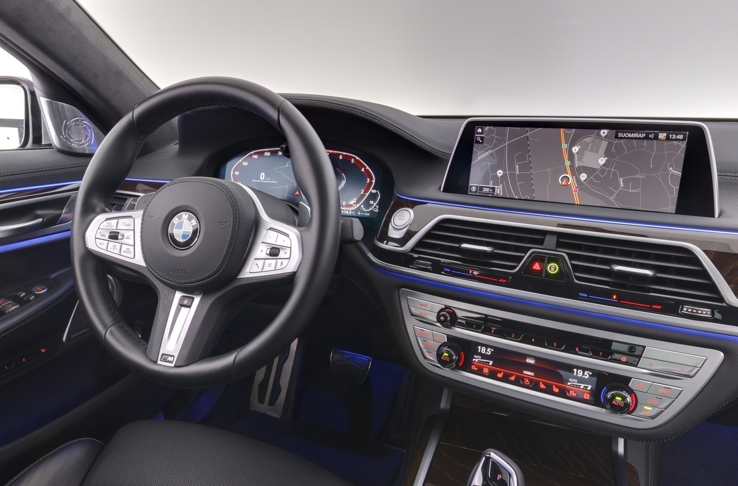 BMW 745 vaihtoauto