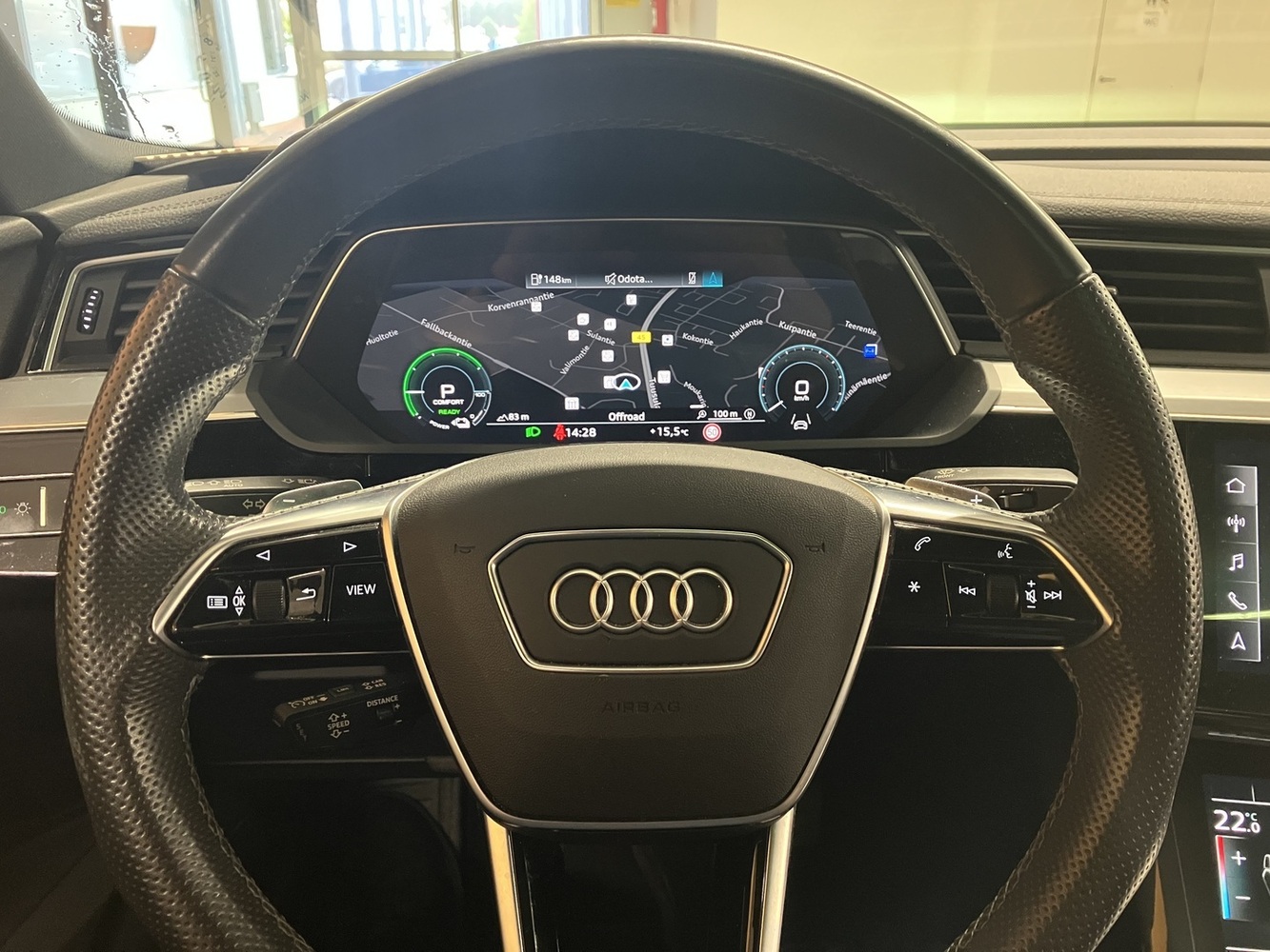 Audi e-tron vaihtoauto