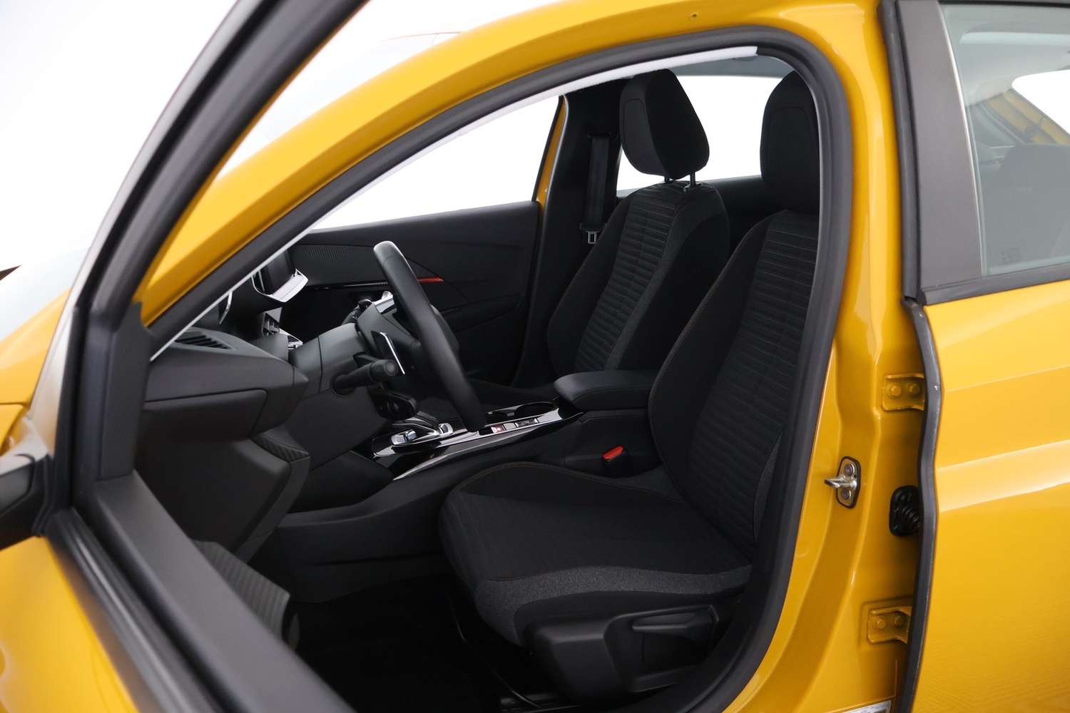 Peugeot 208 vaihtoauto