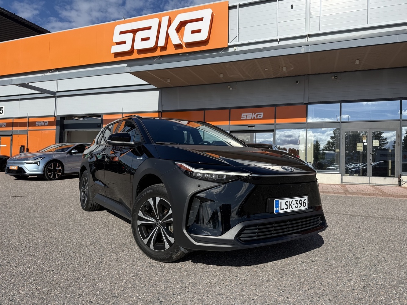 Toyota bZ4X vaihtoauto