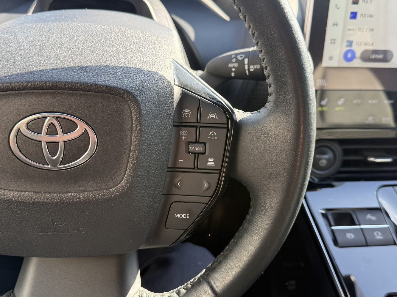 Toyota bZ4X vaihtoauto