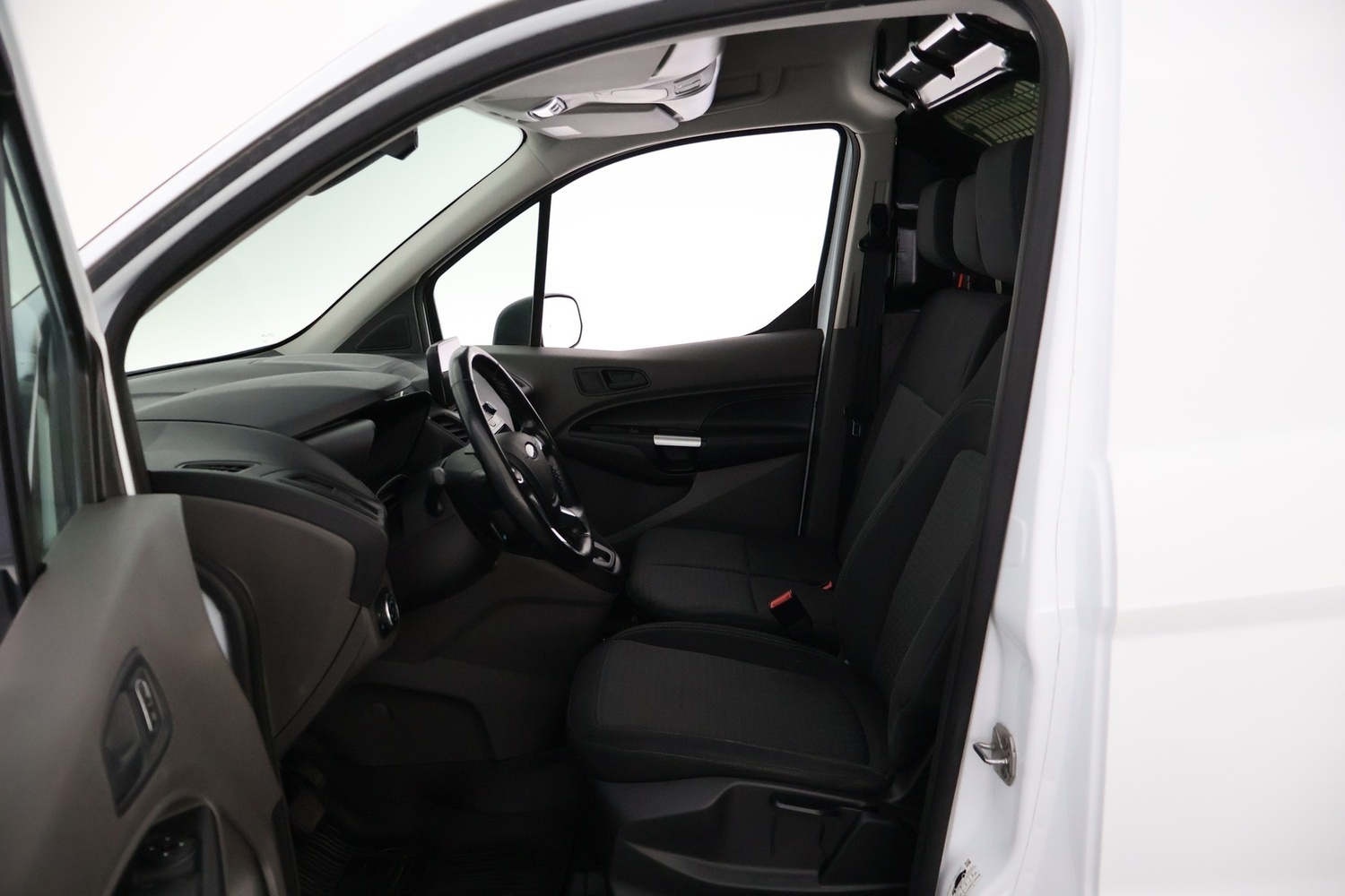 Ford Transit Connect vaihtoauto