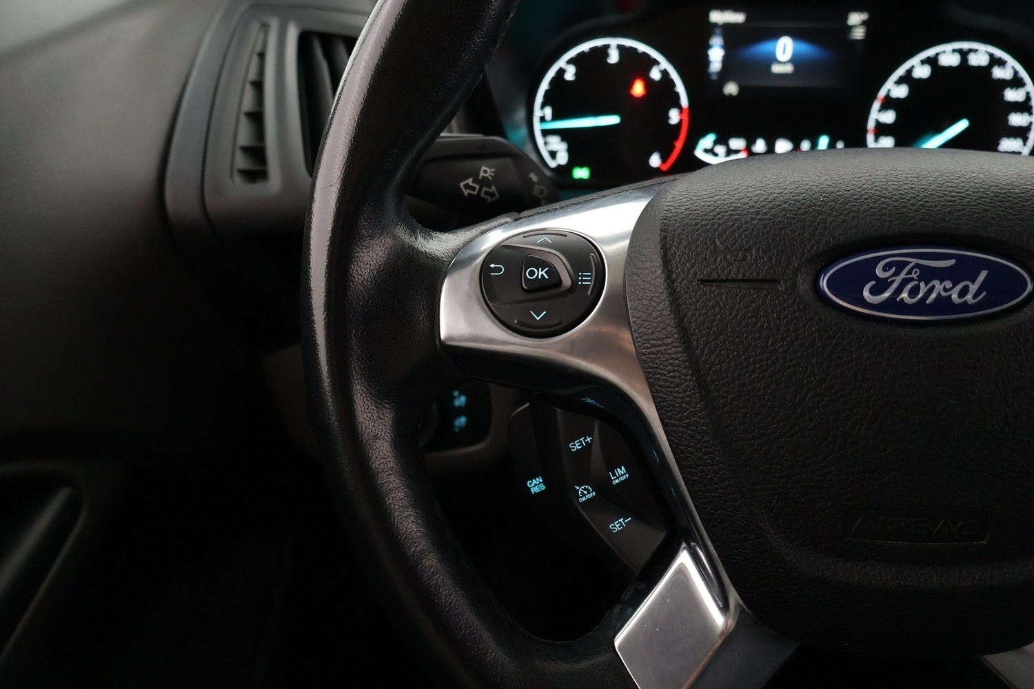 Ford Transit Connect vaihtoauto