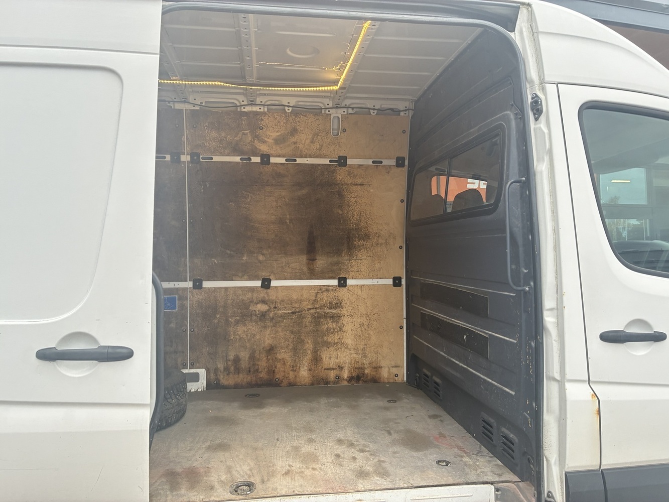 Volkswagen Crafter vaihtoauto