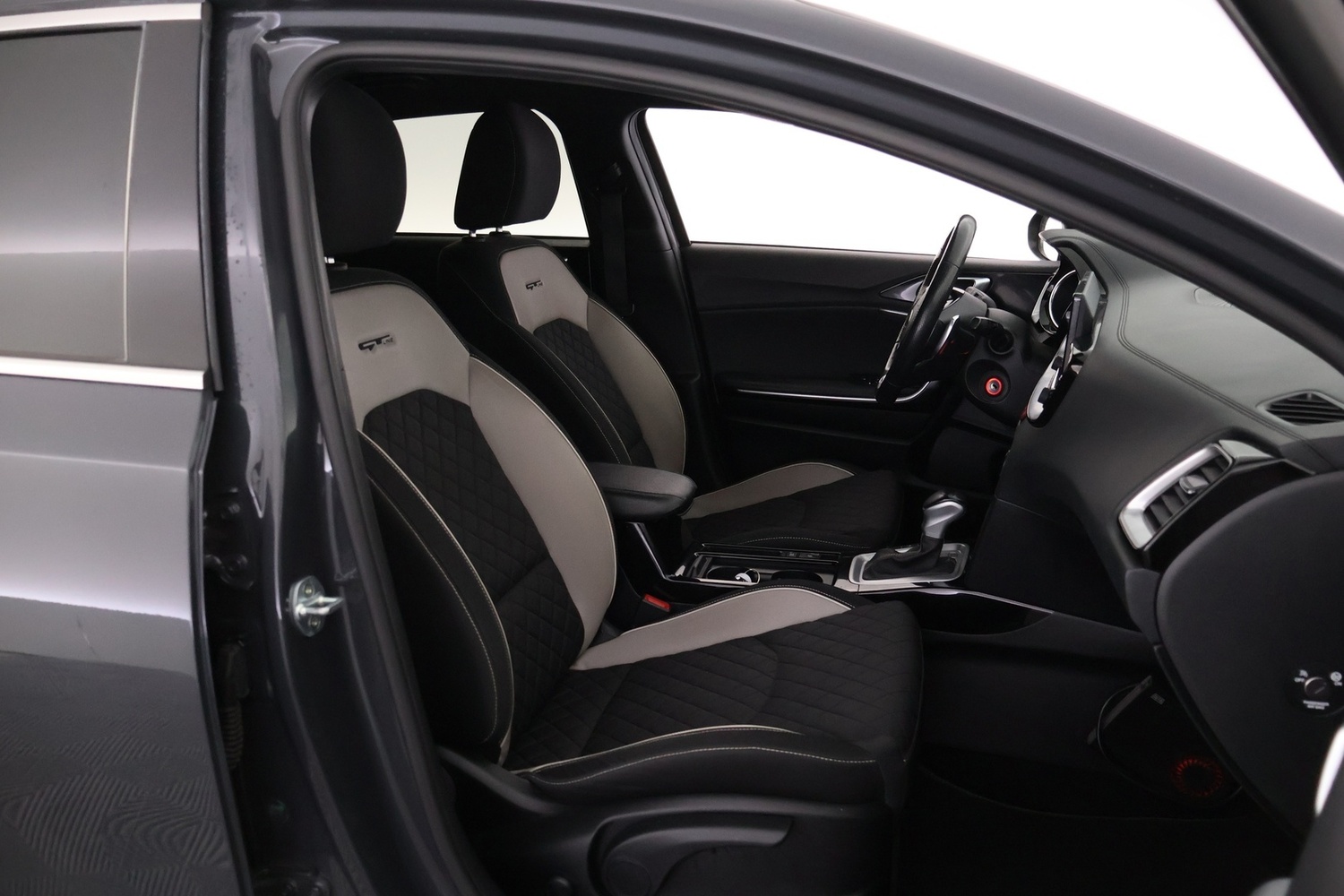 Kia Proceed vaihtoauto