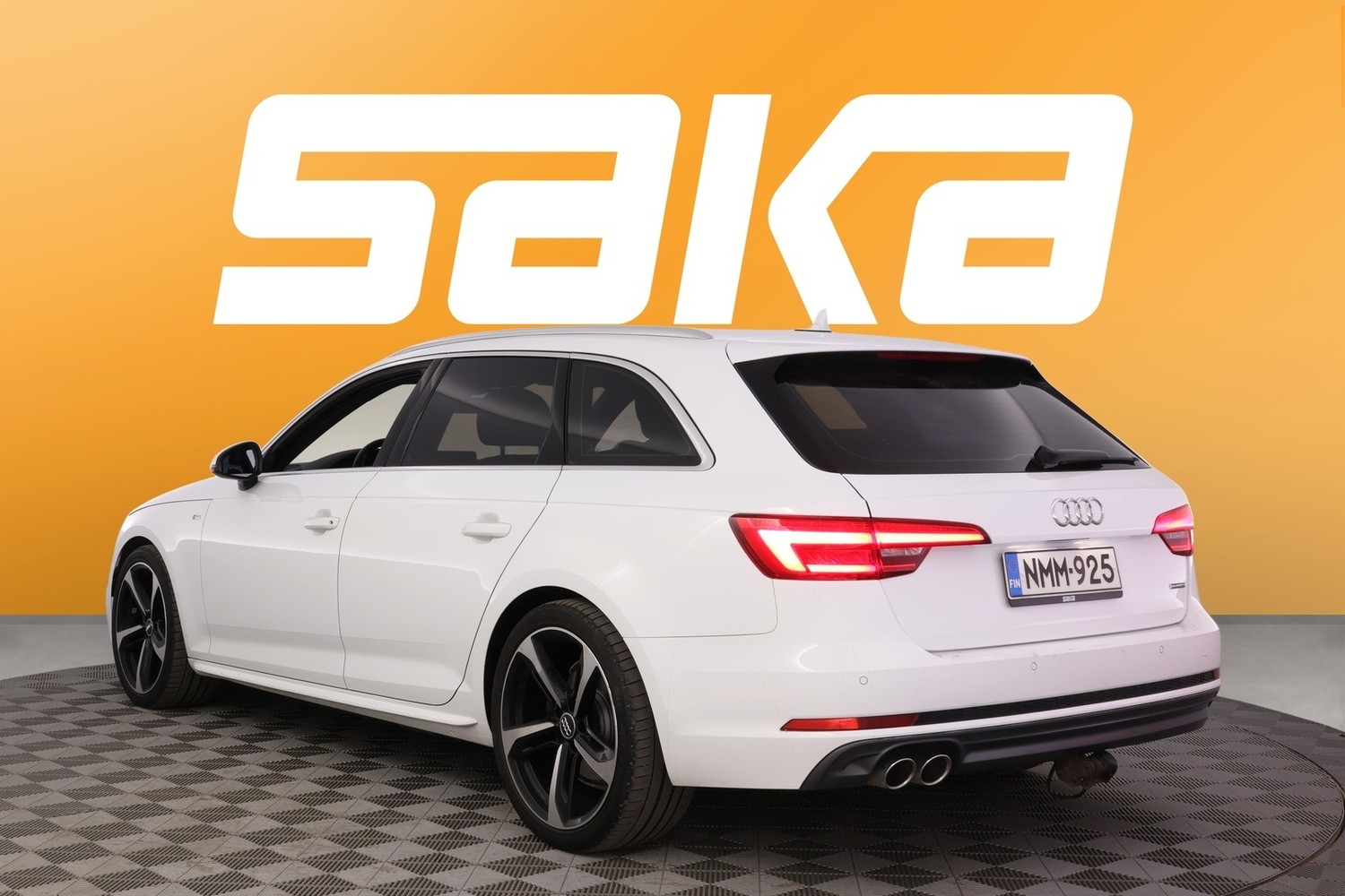 Audi A4 vaihtoauto