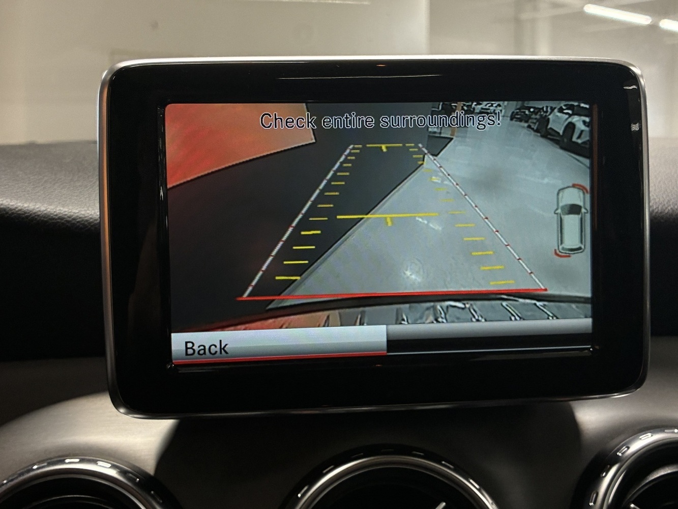 Mercedes-Benz GLA vaihtoauto