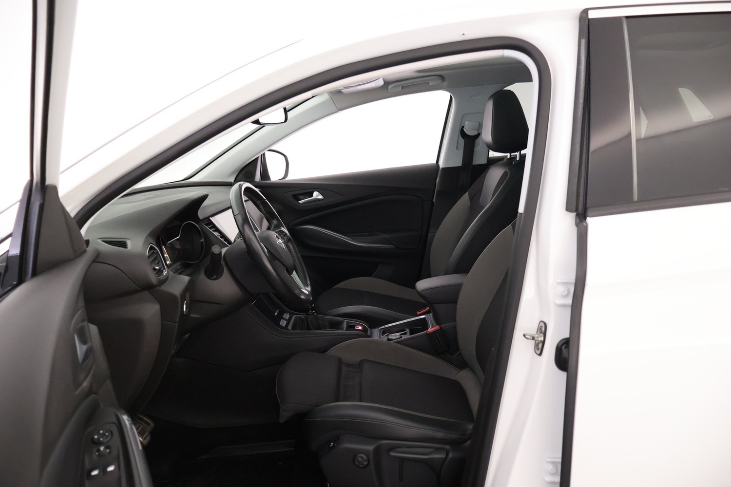 Opel Grandland X vaihtoauto