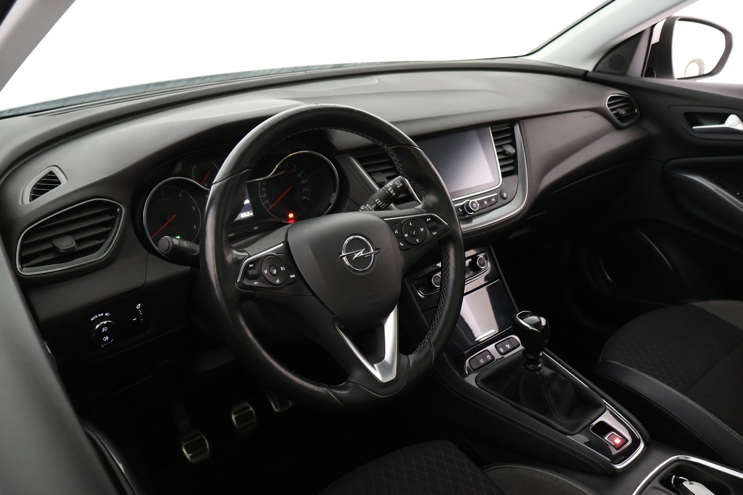 Opel Grandland X vaihtoauto