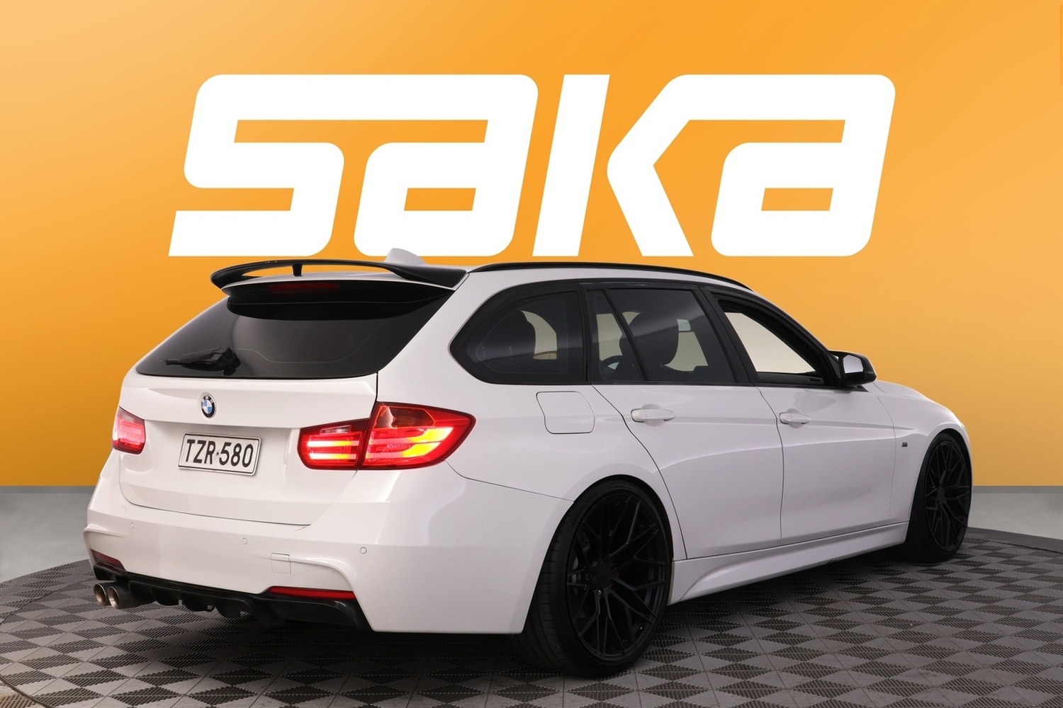 BMW 320 vaihtoauto