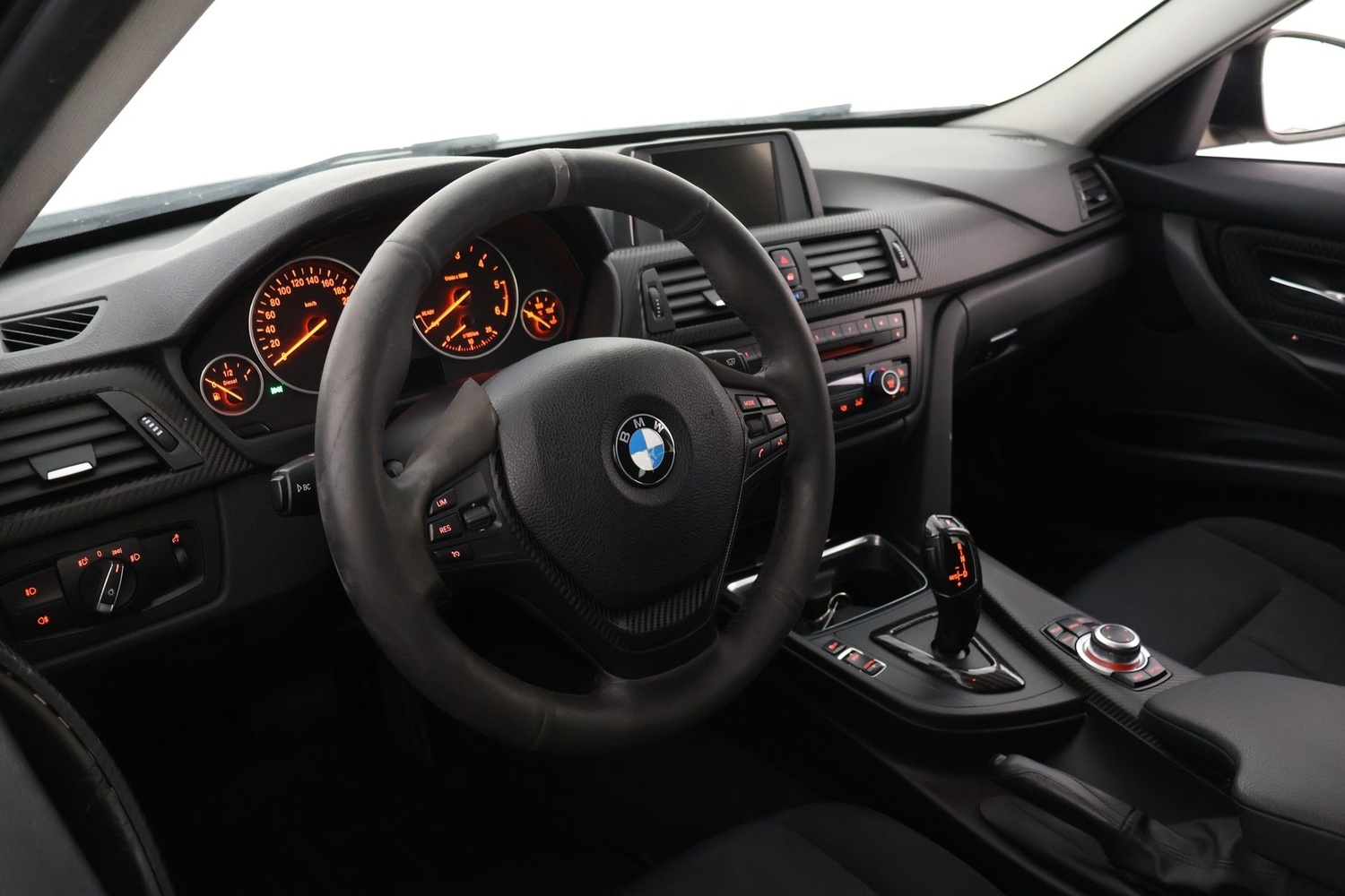 BMW 320 vaihtoauto