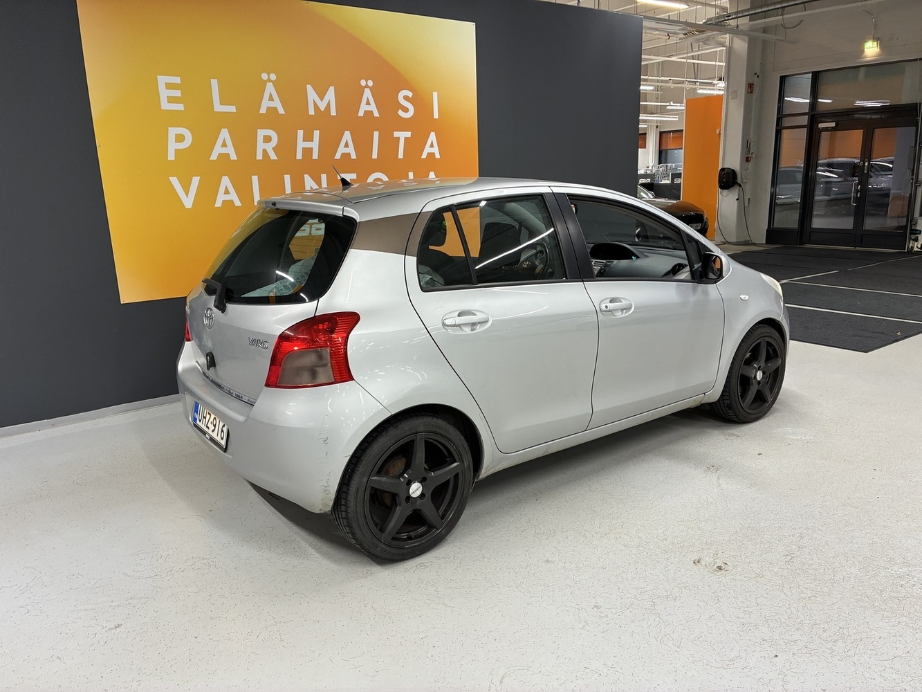 Toyota Yaris vaihtoauto