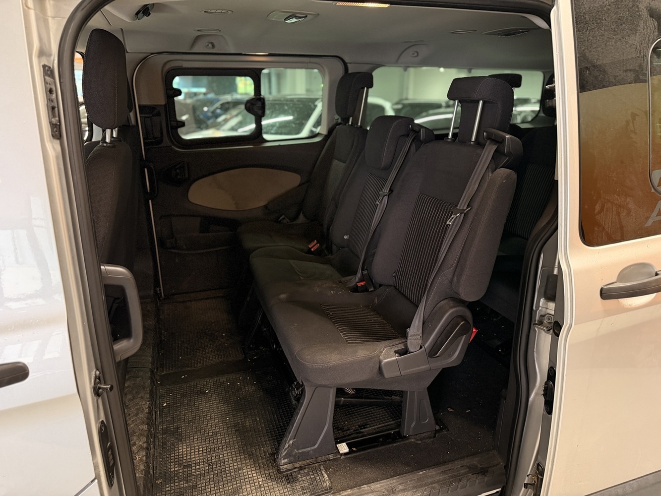 Ford Tourneo vaihtoauto