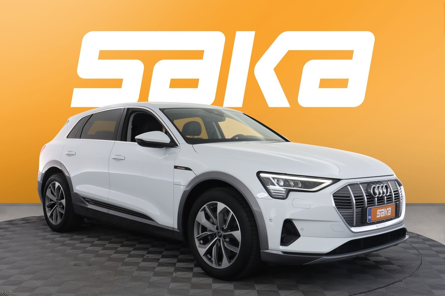 Audi e-tron vaihtoauto