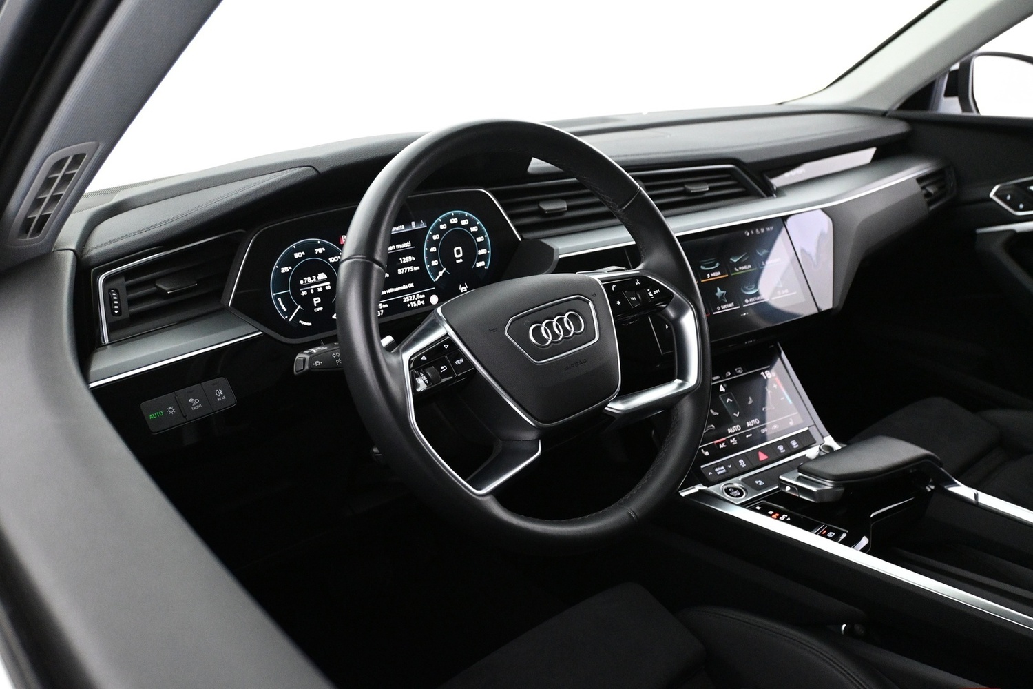 Audi e-tron vaihtoauto