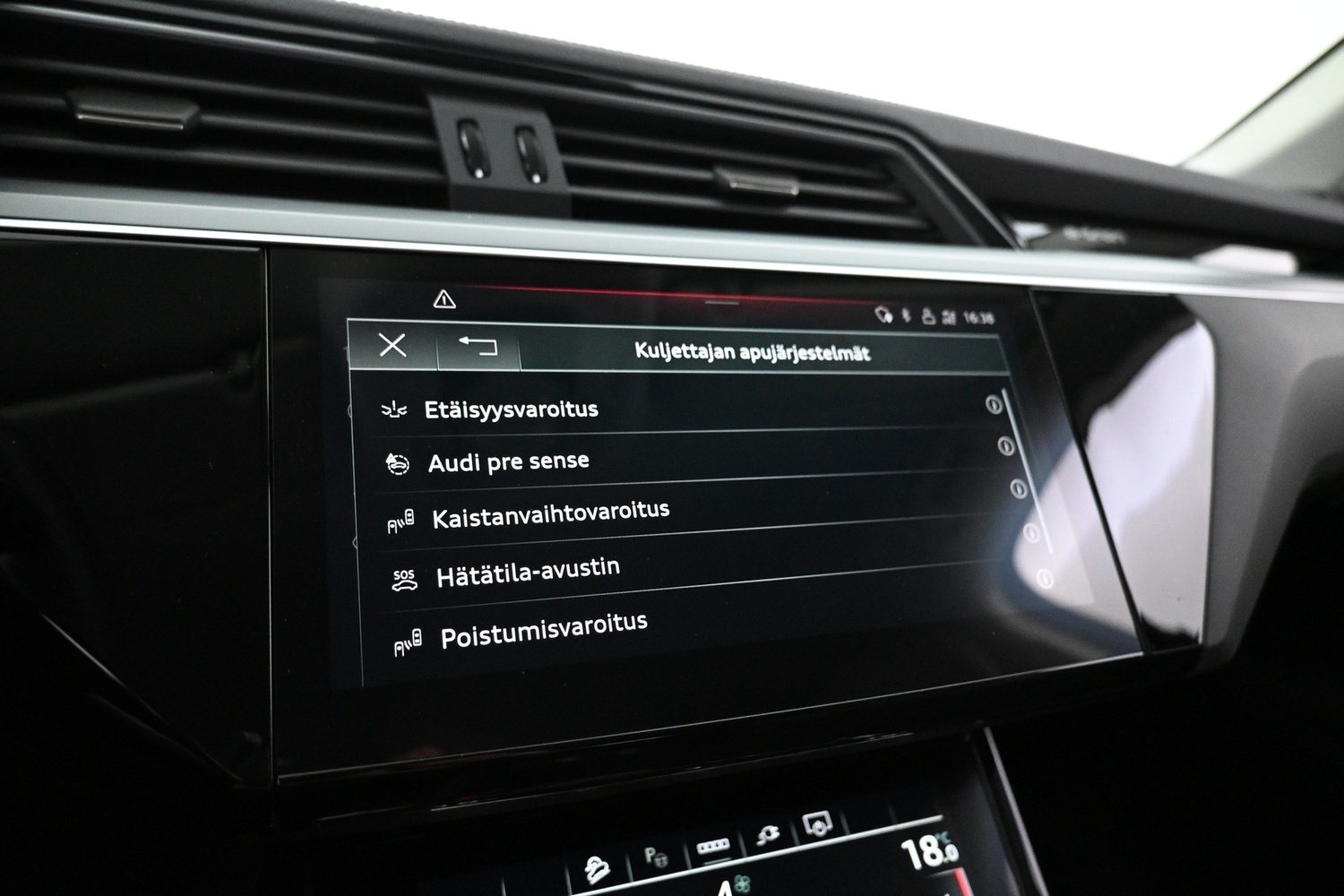 Audi e-tron vaihtoauto