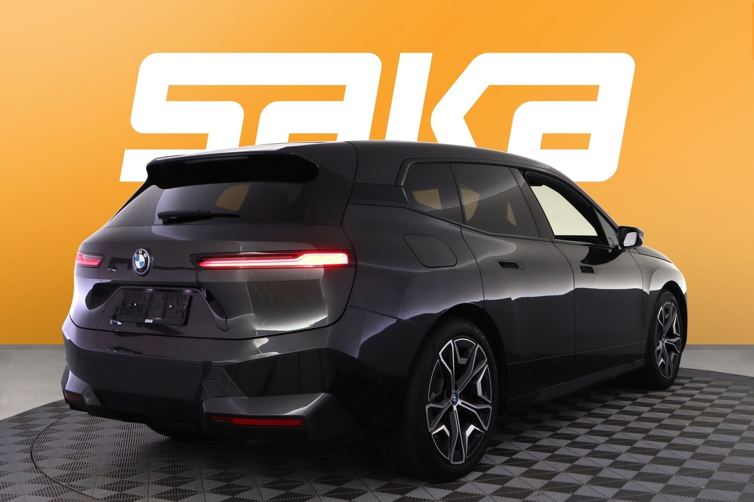 BMW iX vaihtoauto