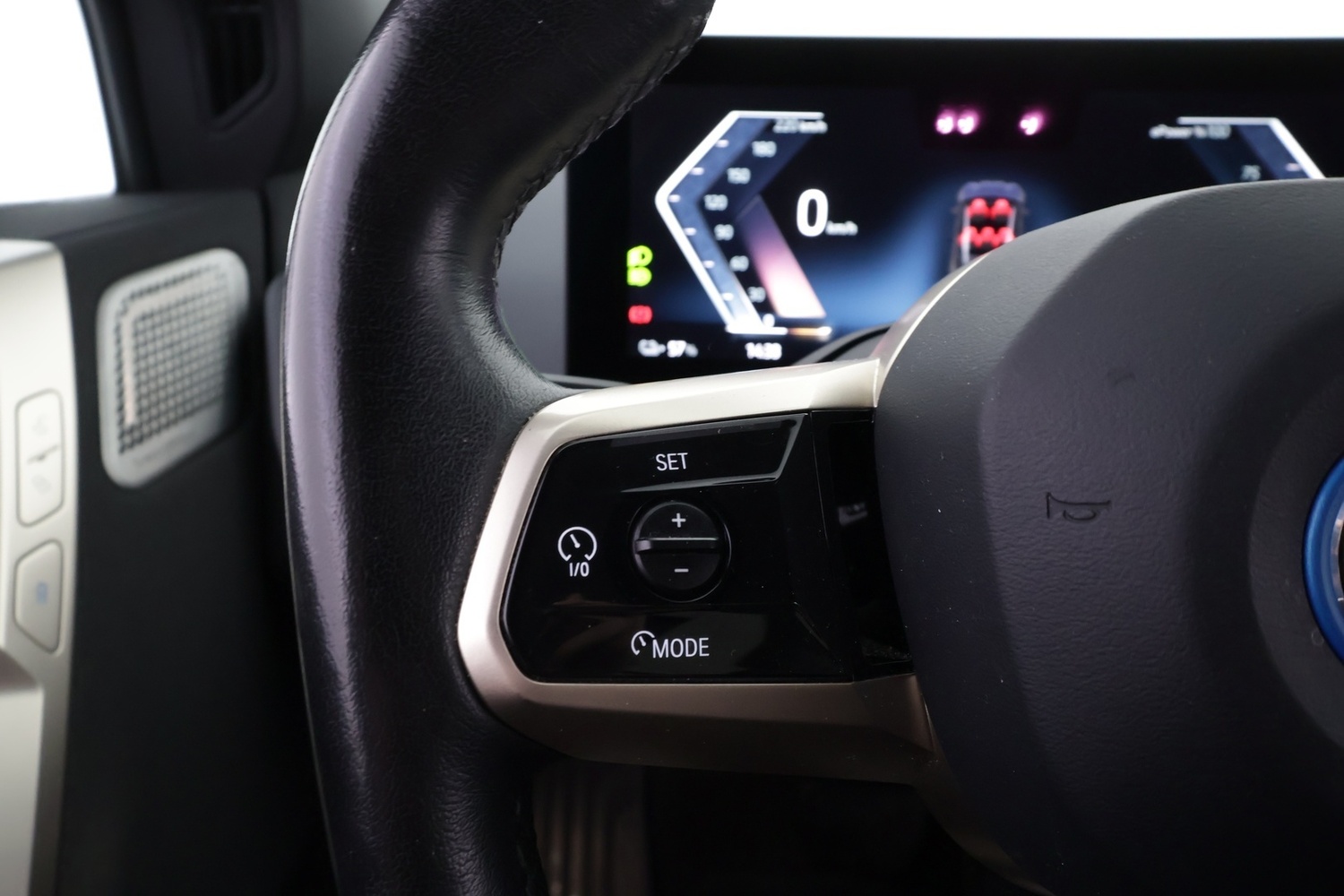BMW iX vaihtoauto