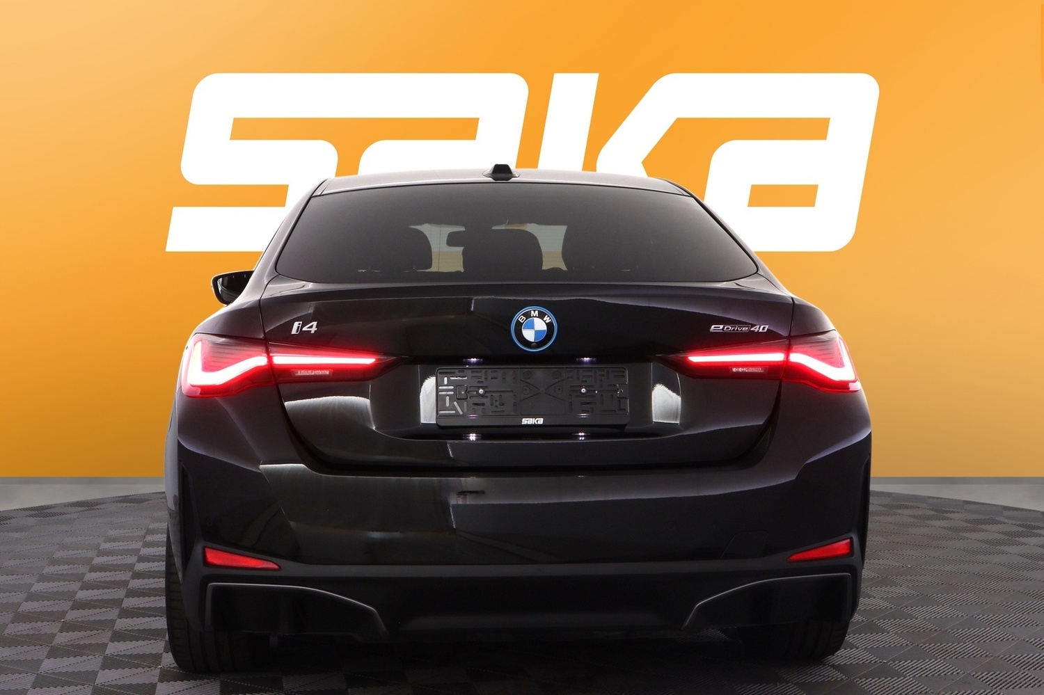 BMW i4 vaihtoauto