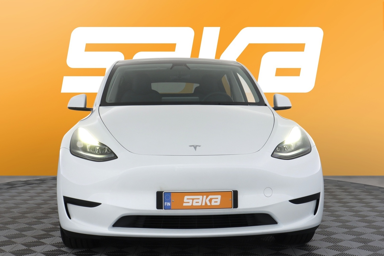 Tesla Model Y vaihtoauto