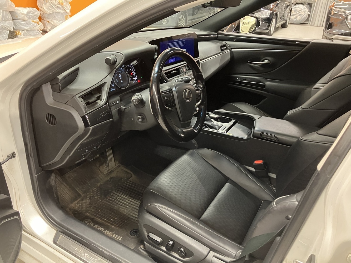 Lexus ES vaihtoauto