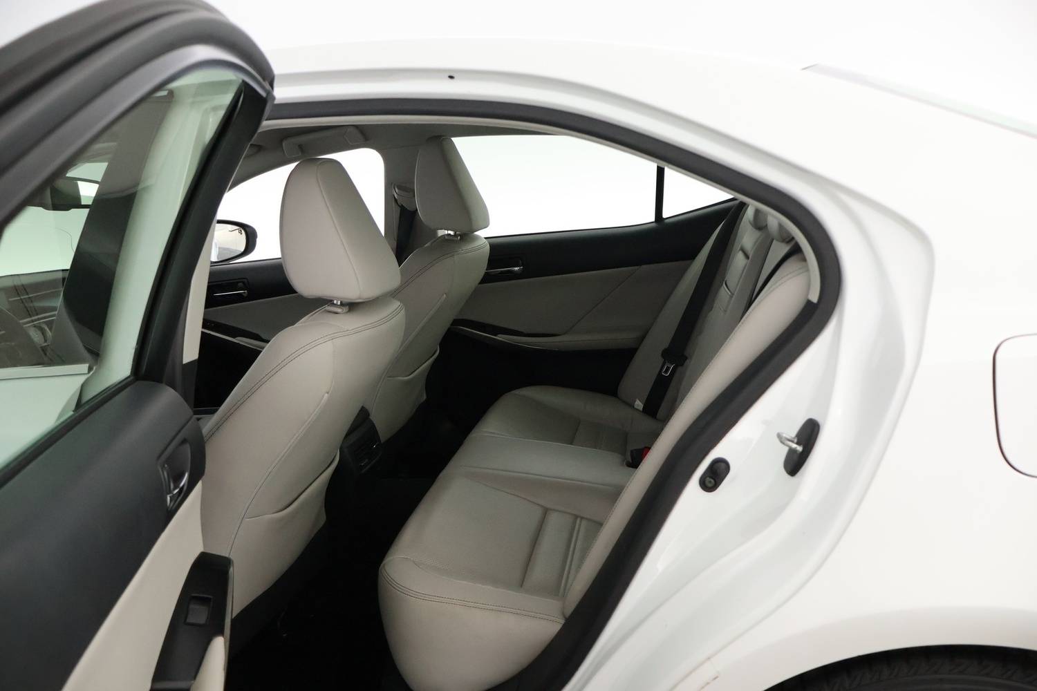 Lexus IS vaihtoauto