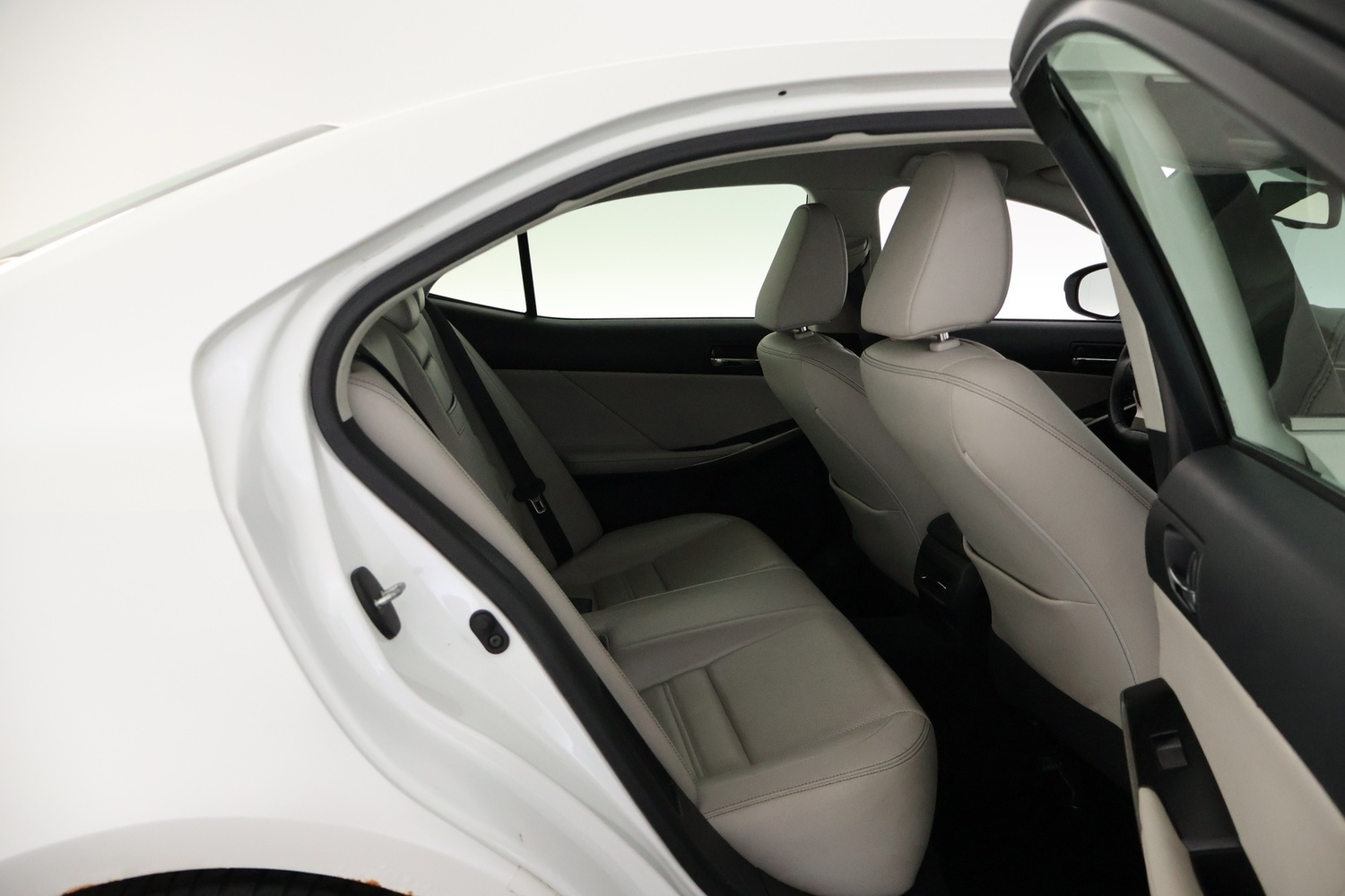 Lexus IS vaihtoauto