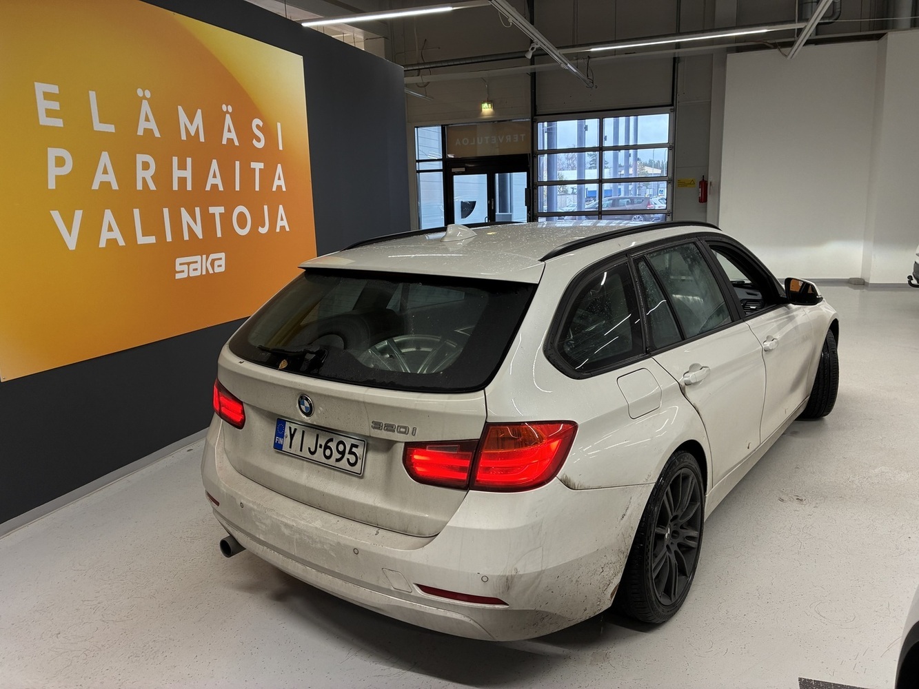 BMW 320 vaihtoauto