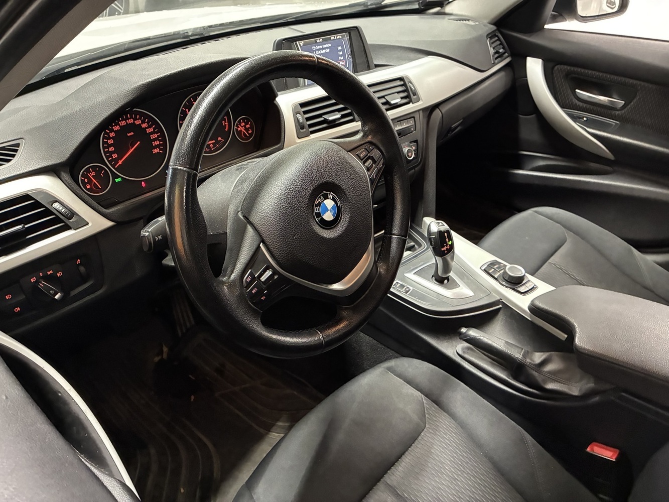 BMW 320 vaihtoauto