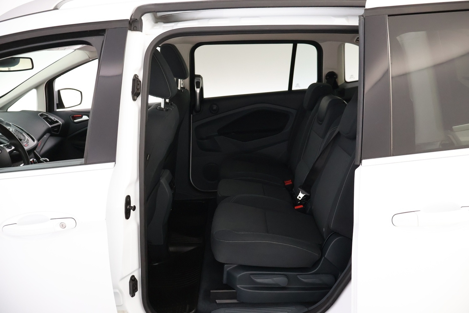 Ford C-MAX vaihtoauto