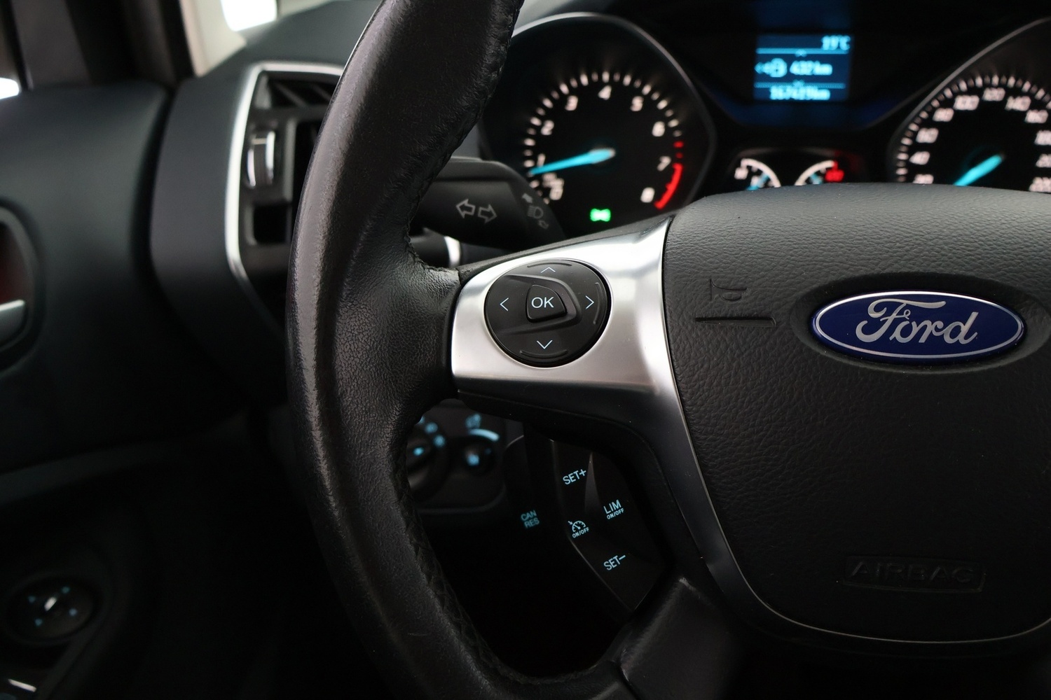 Ford C-MAX vaihtoauto