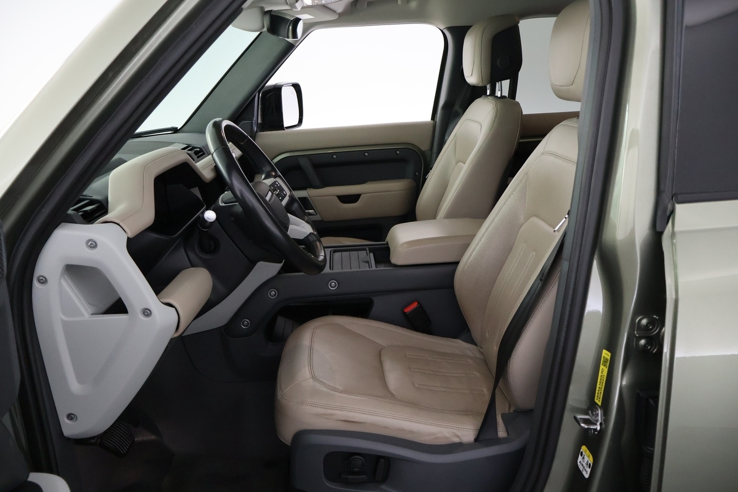 Land Rover Defender vaihtoauto