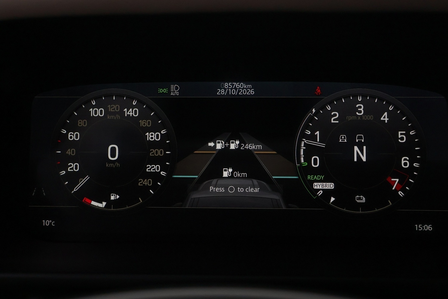 Land Rover Defender vaihtoauto