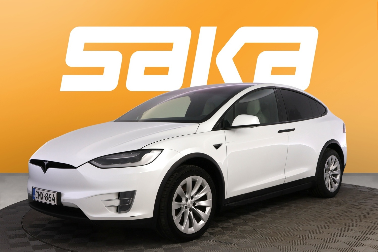 Tesla Model X vaihtoauto