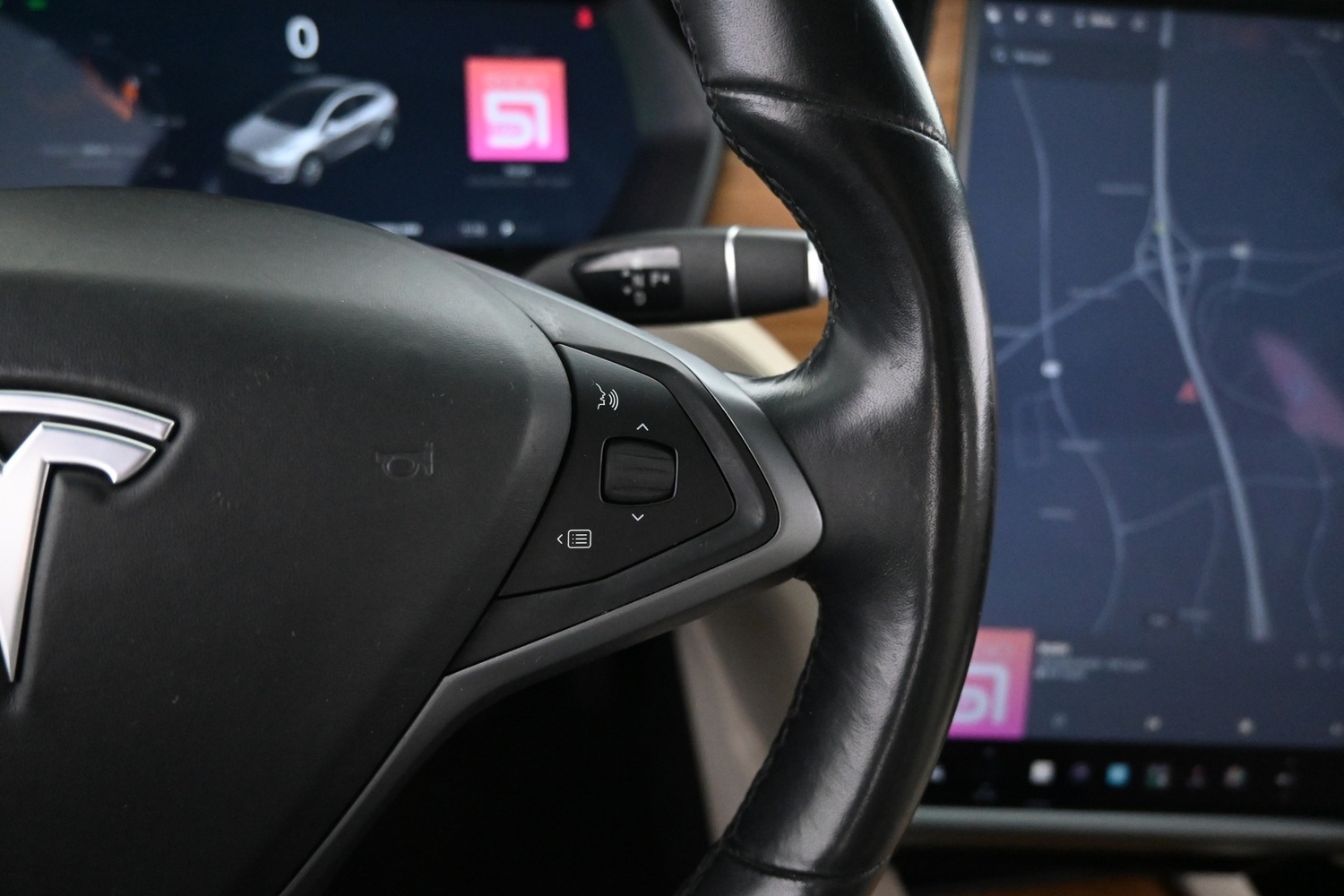 Tesla Model X vaihtoauto