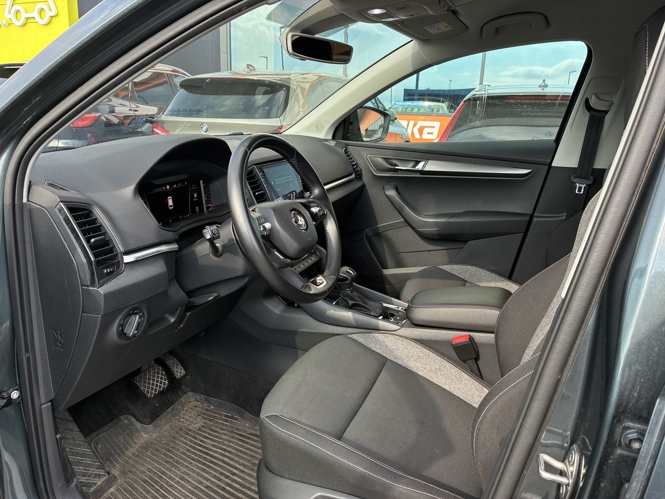 Skoda Karoq vaihtoauto