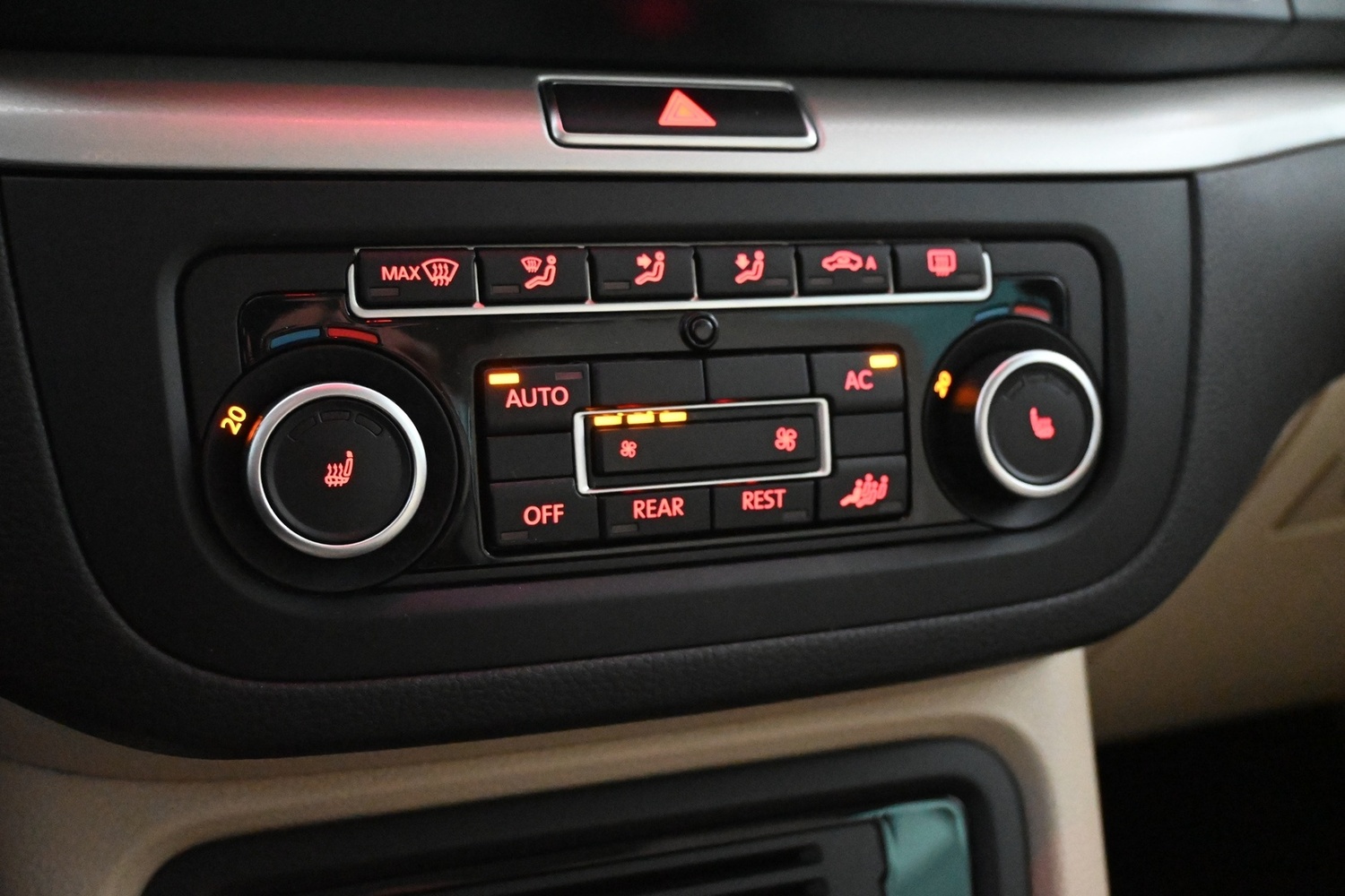 SEAT Alhambra vaihtoauto