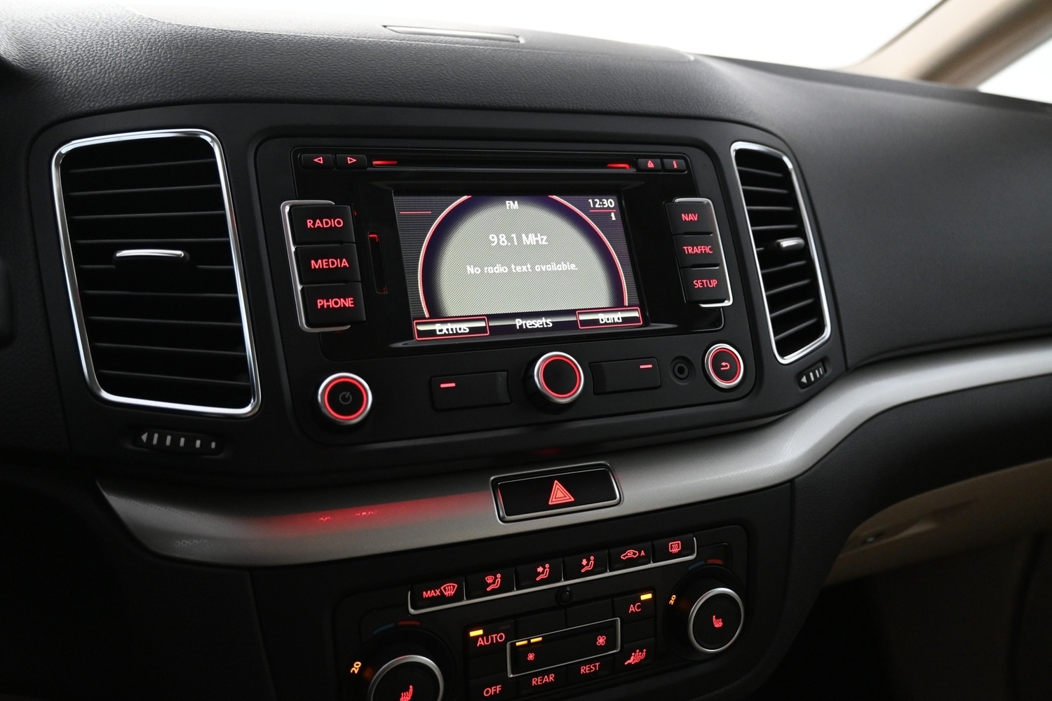 SEAT Alhambra vaihtoauto