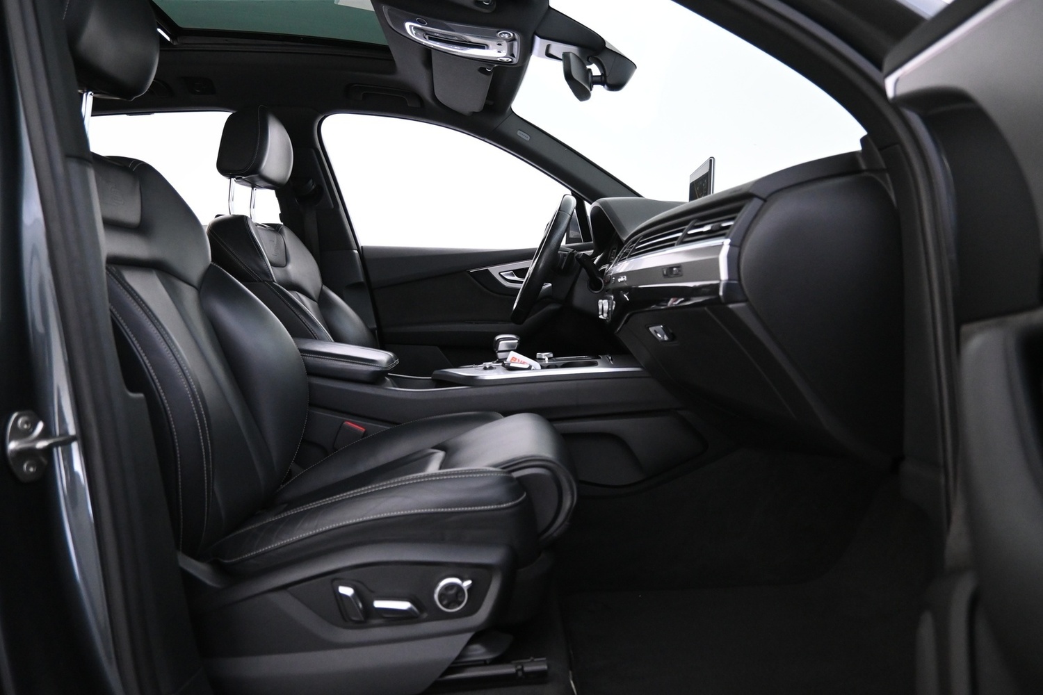 Audi Q7 vaihtoauto