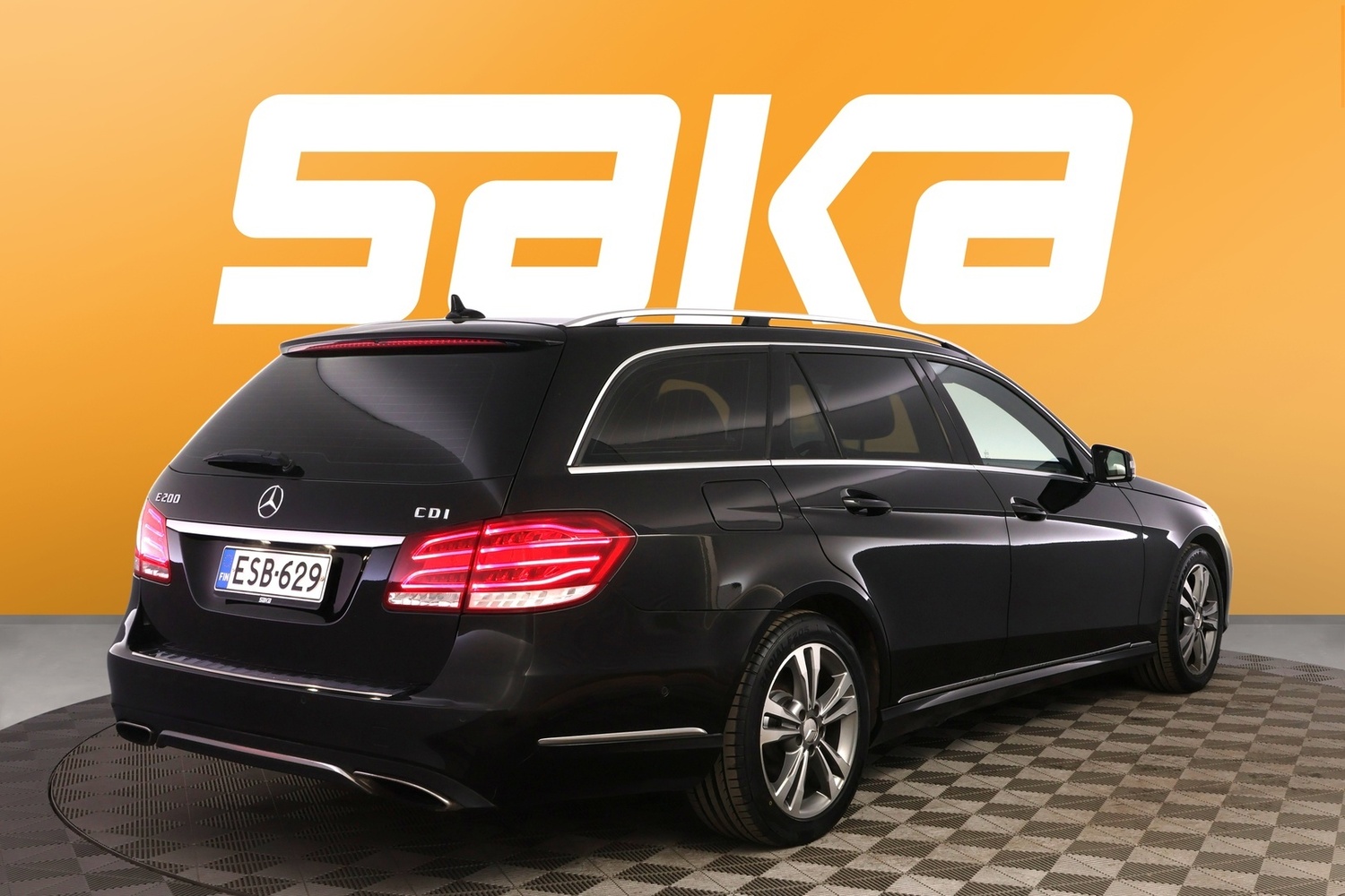 Mercedes-Benz E vaihtoauto