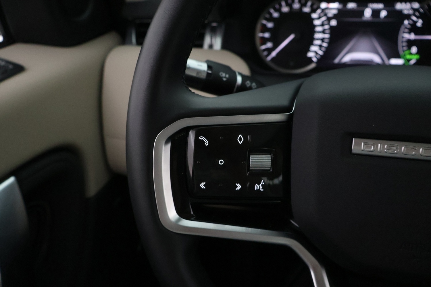 Land Rover Discovery Sport vaihtoauto
